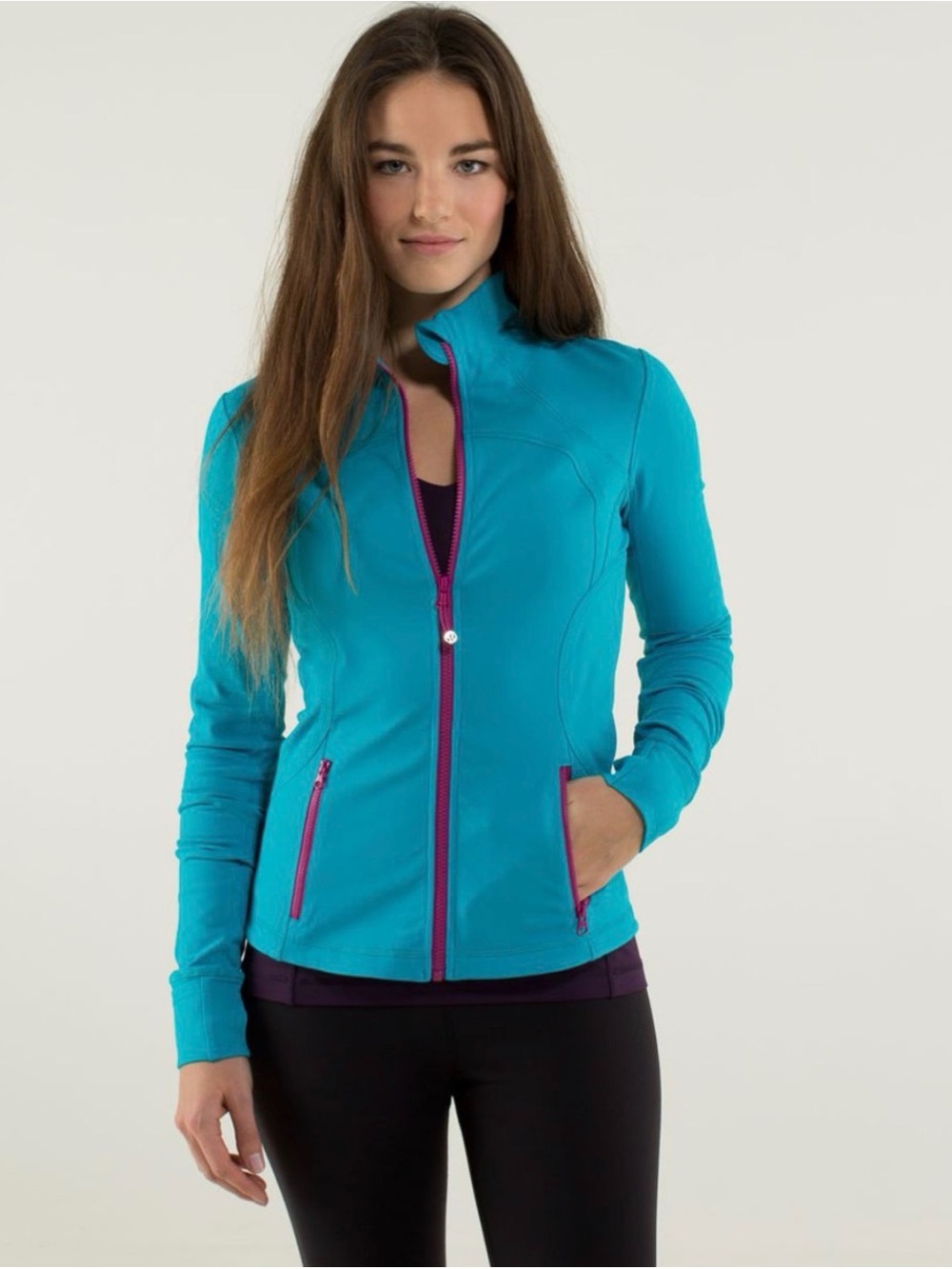 Lululemon Forme Jacket II *Brushed
Surge size 12